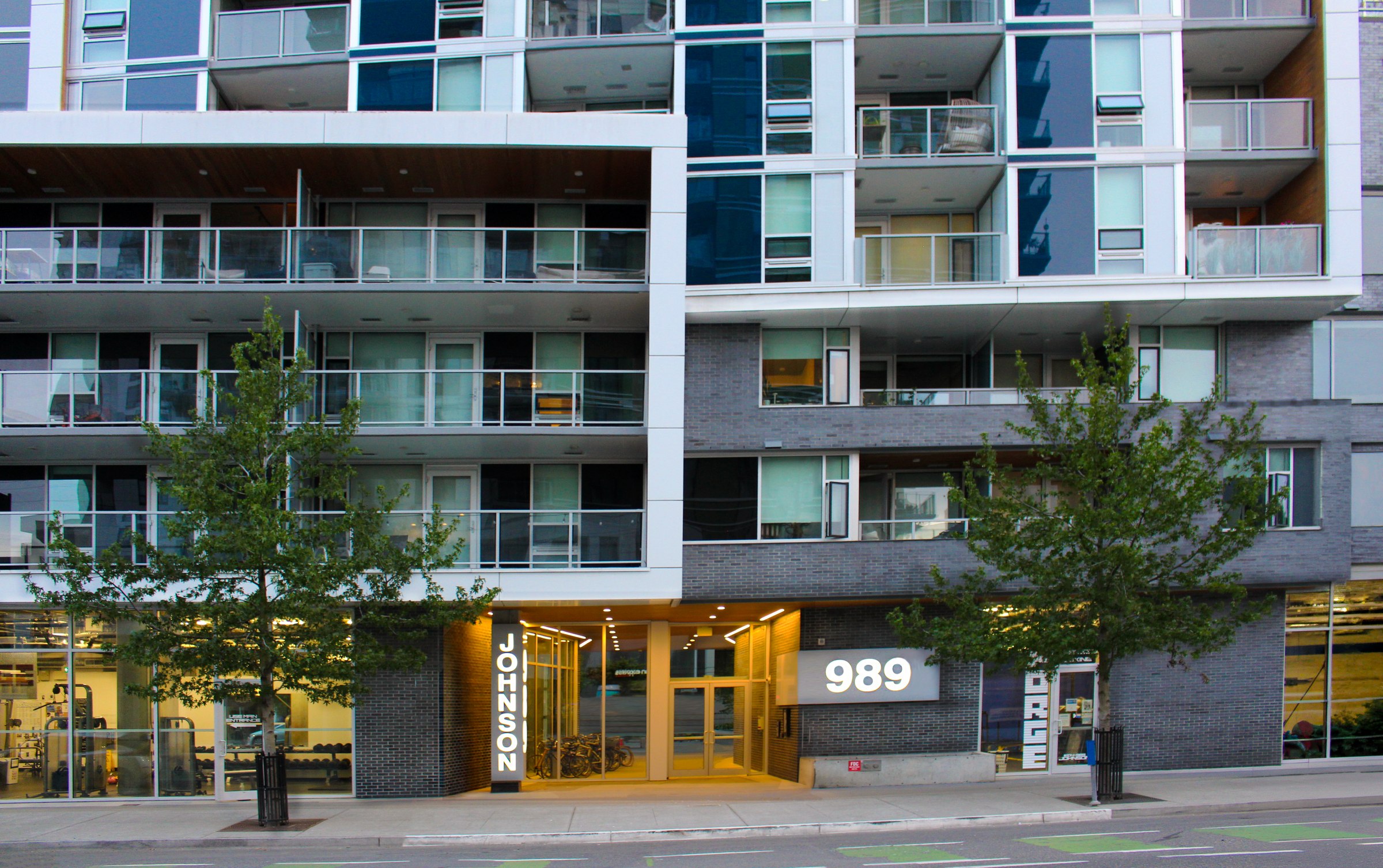 989 Johnson residential building